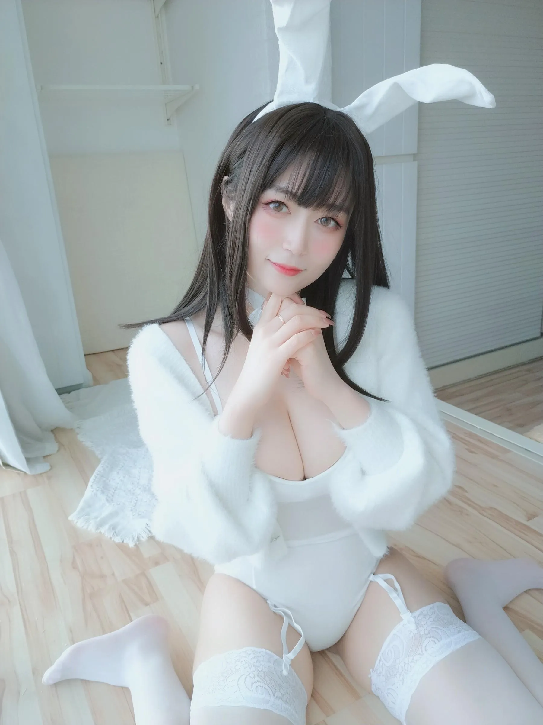 白银81 – 自撮 Vol.52 白丝兔子 [110P]插图3